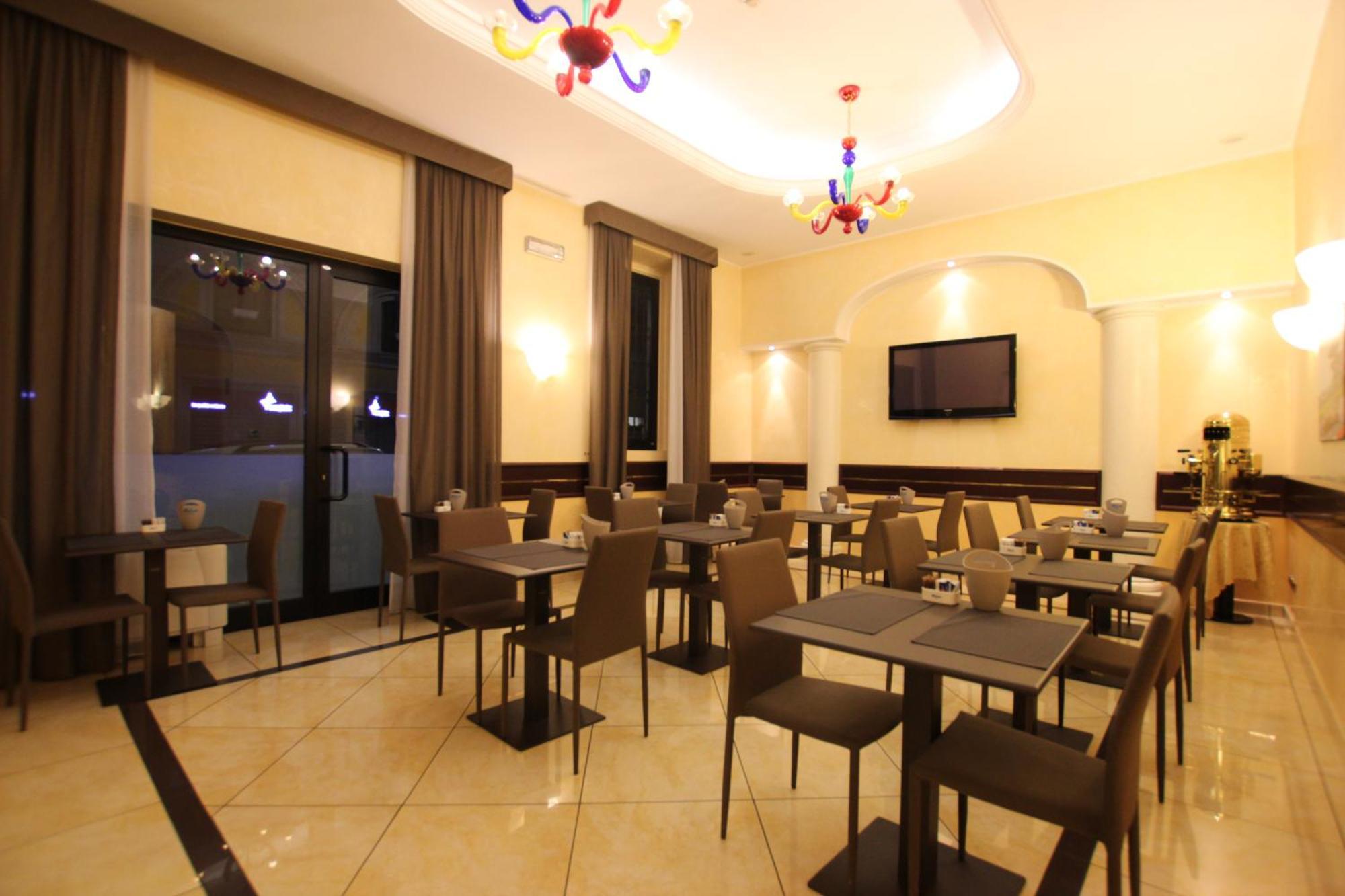 Mokinba Hotels Baviera Milano Eksteriør billede