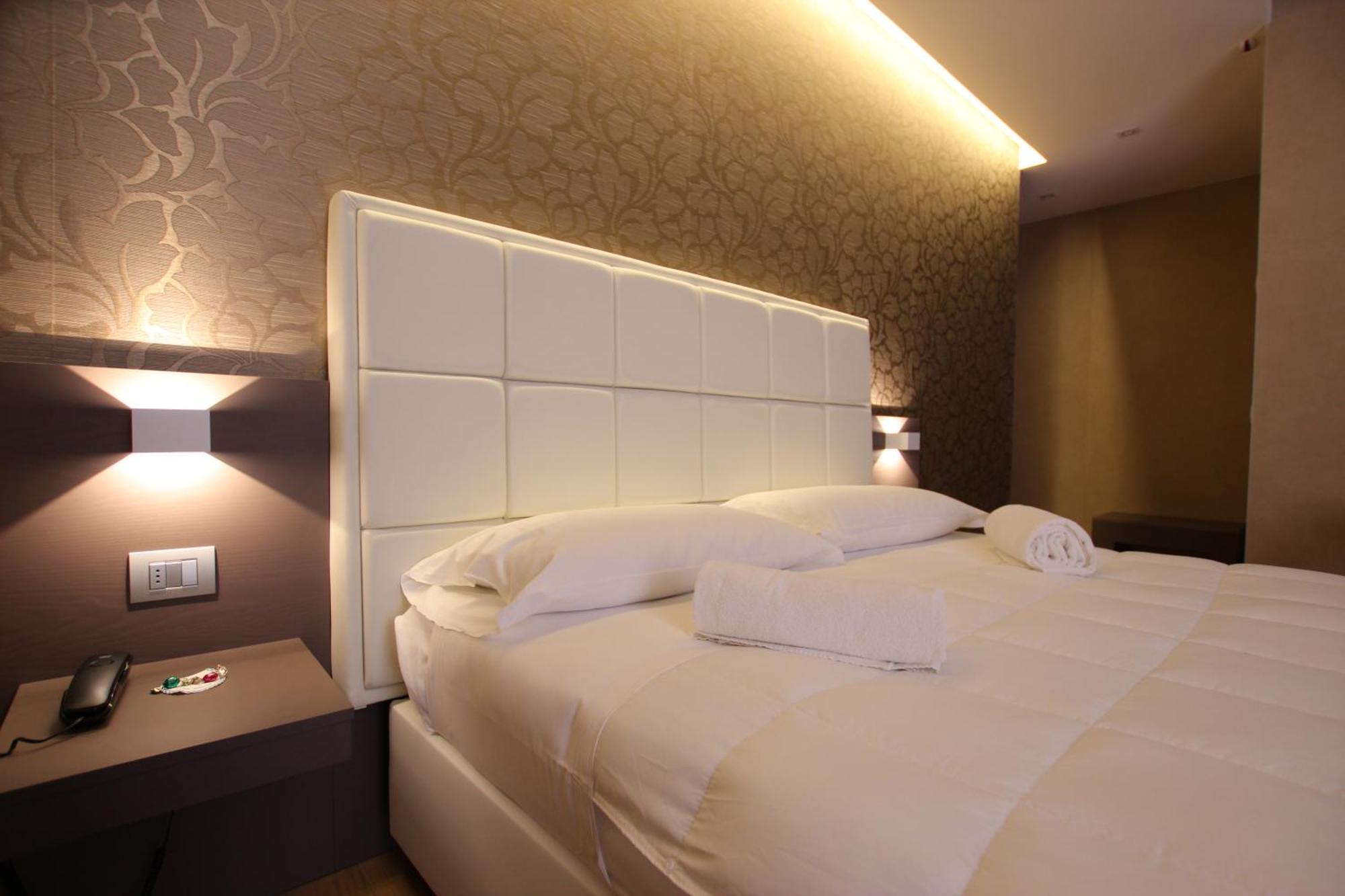 Mokinba Hotels Baviera Milano Værelse billede