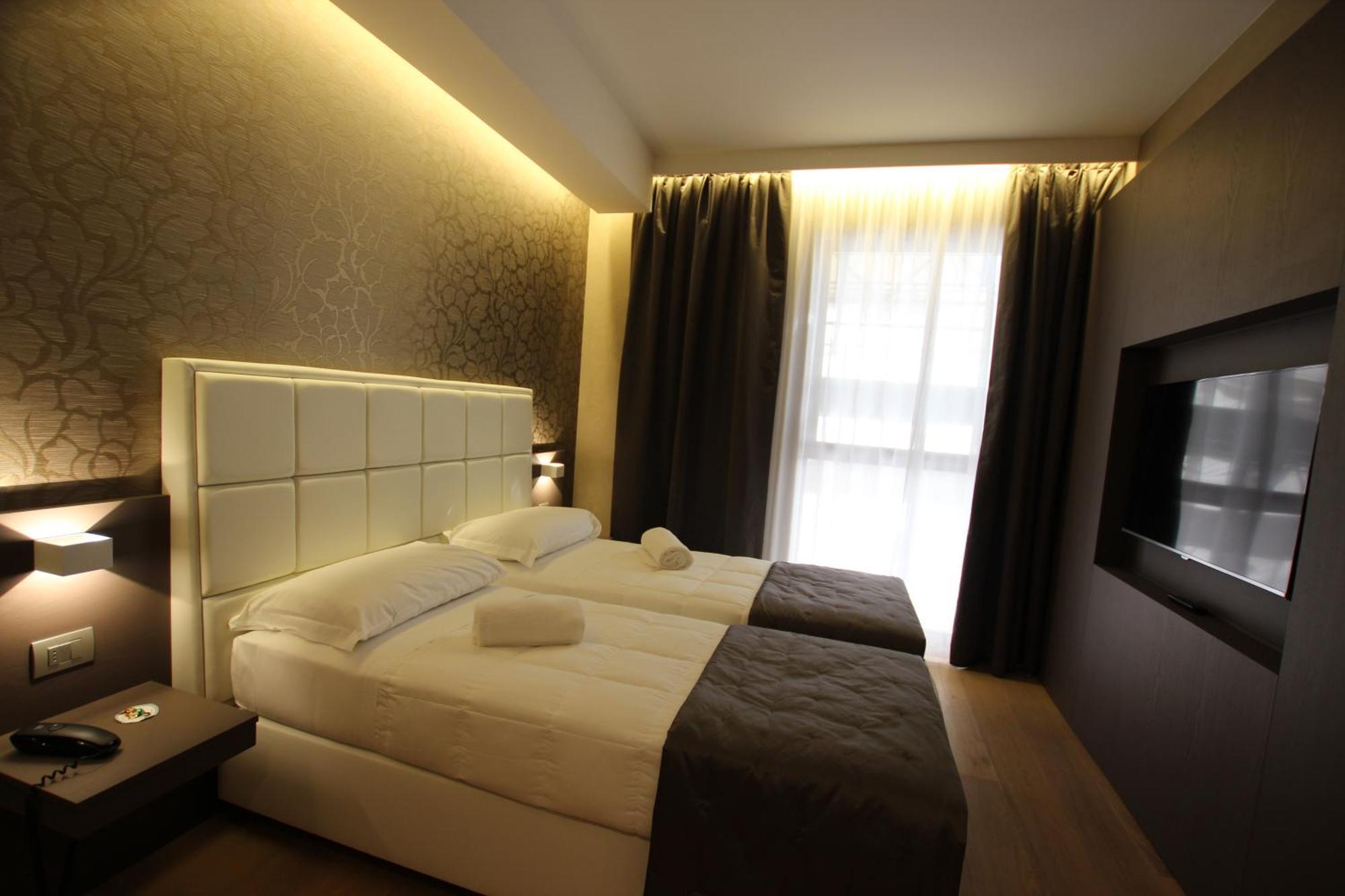 Mokinba Hotels Baviera Milano Værelse billede